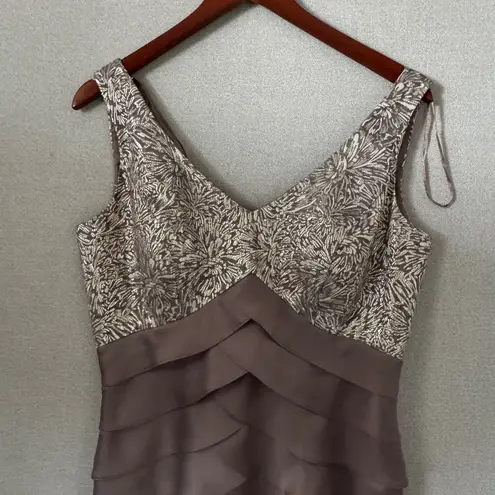 Alex Evenings 2-Piece Tiered Sheath Dress & Metallic Jacquard Jacket Set Size 10 Elegant Vintage