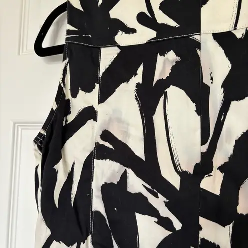 St. John SoCa Black White Patterned Dress Size Small FLAW