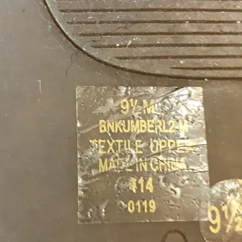 Bandolino Beautiful Bright Silver Sandals Size 9.5M