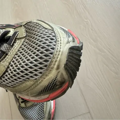 Mizuno Wave Paradox 3 Women Running Shoes