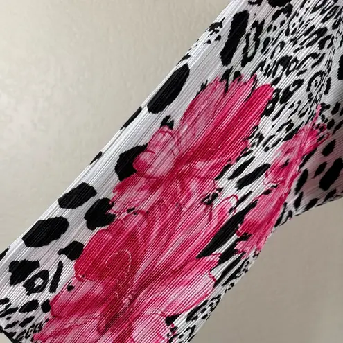 Bold Animal Print Floral Pleated Blouse 2X Stretchy Top Dressbarn Corpcore Chic Pink