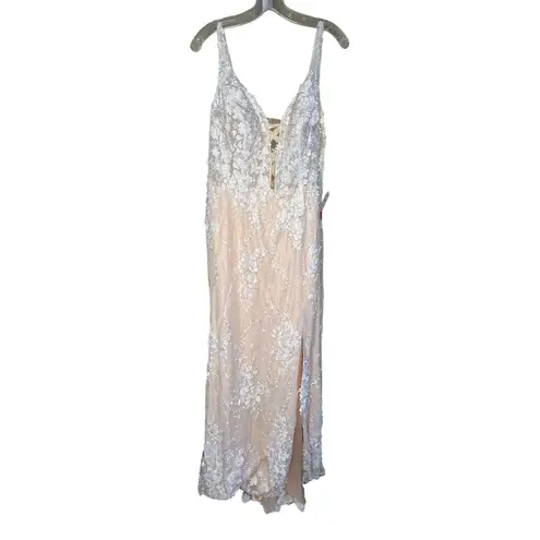 Mac Duggal NWT Glitter Floral Appliqué Sleeveless Mermaid Gown in Ivory Size 12