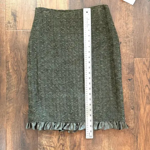 Rickie Freeman TERI JON two piece skirt suit, size 2, NWT Green