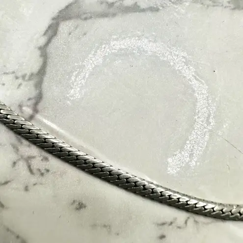 Vintage V shaped silver tone rhinestone necklace