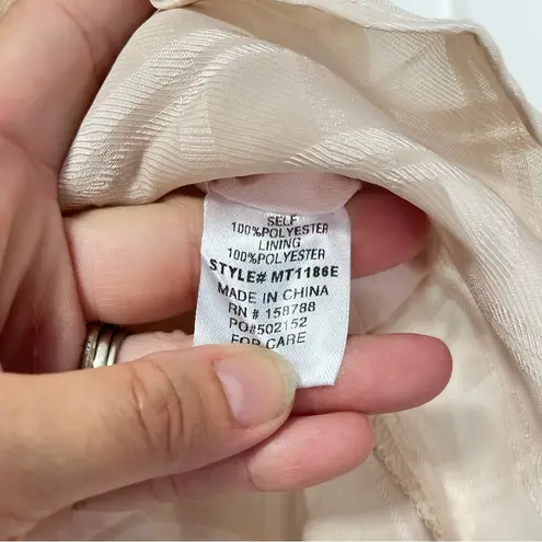 Mable Anais geometric print pale blush pink tie front cropped blouse size small