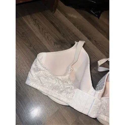 Vanity Fair White Bra Woman’s Size 40DD Preowned Style 75298
