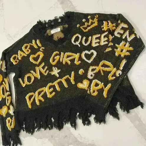 Full Circle Trends Cropped Frayed Knit VNeck Sweater Pretty Print Women's Medium