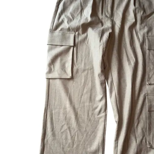Abercrombie and Fitch Ultra High Rise Wide Leg Cargo Pants Tan Size 14R NEW