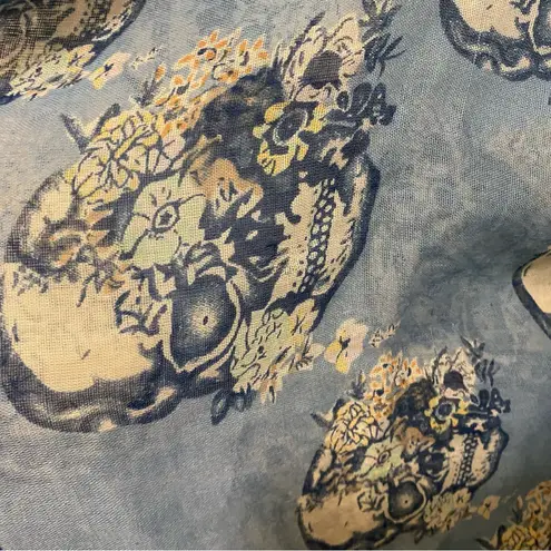 Olsenboye Womens Infinity Scarf Blue Skull Skulls Print 33x48 One Small Hole