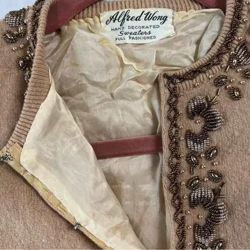 Alfred Wong Women’s Vintage Tan Hand Beaded Lined Cardigan S/M Size M