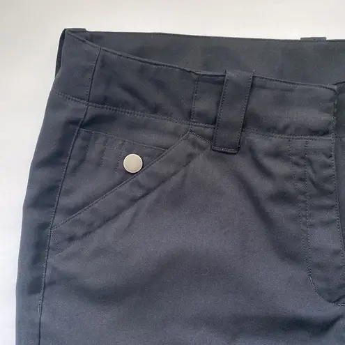 PGA Tour black Bermuda golf shorts, size 6