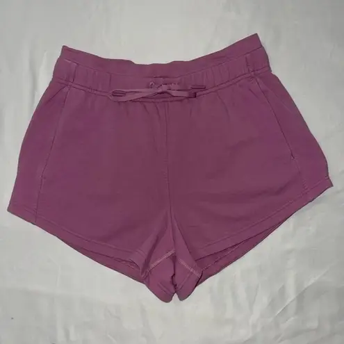 Lululemon  Inner Glow HR Short 3"!