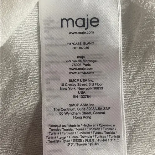 Maje Off White Blouse
1 (XS/S)