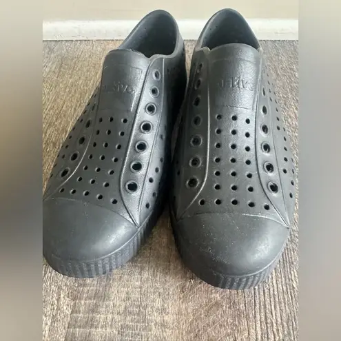 NEW Native Sugarlite classic slip on Jefferson Shoes Black Womens 7 Mens 5