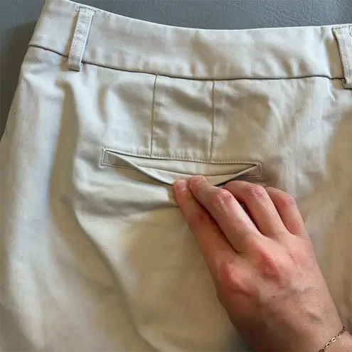 Dockers Women's Plus Size 22W Beige Metro Bermuda Shorts