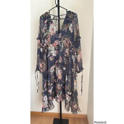 ASOS Maternity Navy Floral Dress Size US 6 Flowy Blue