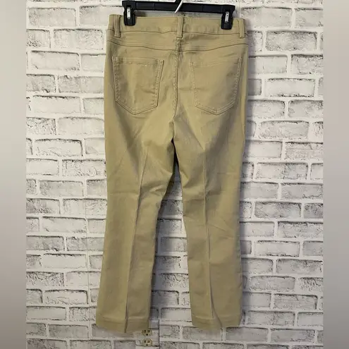 D. Jeans Women’s tan colored straight leg pants size 8
