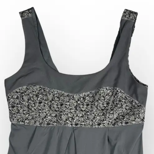 Lululemon  Elevate Tank Ambient Grey Petite Fleur Silver Spoon Tank Top Size 6