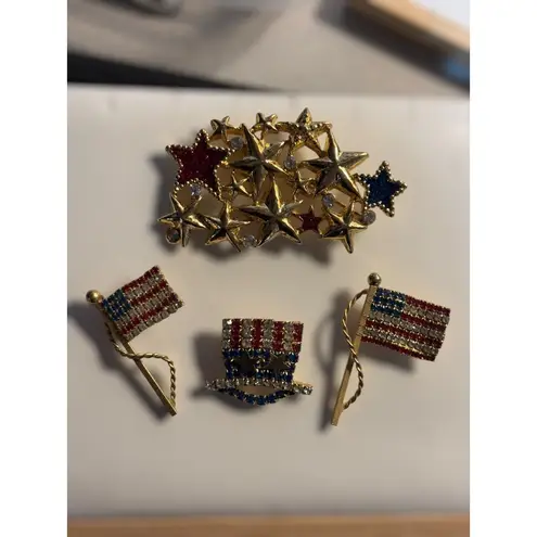 4 piece Patriotic Brooch Pin Set Collection With Stars & Stripes Design Red/Blue Red