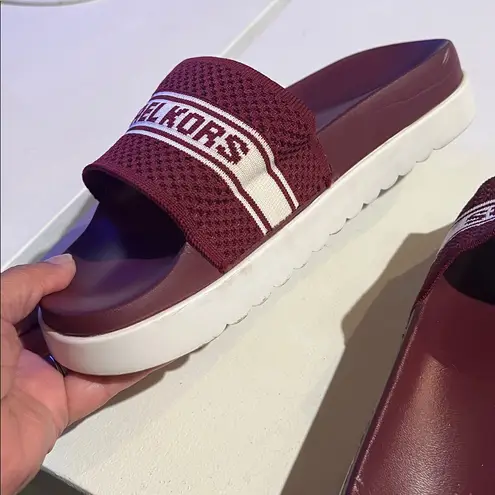 Michael Kors Tyra slide slippers size 10W Red