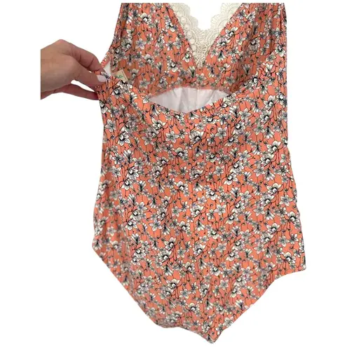 Sea Angel NWT Maternity Floral Lace Trim Halter 1 Piece Swimsuit Sz XL Feminine