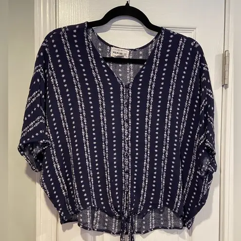 FOR THE REPUBLIC Size S Navy Blue Boho Short Sleeve Cropped Front Knot Top