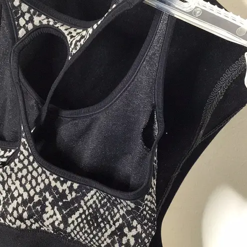 Spiritual Gangster  Snakeskin Print Sports Bra size XS/S. NWT. Black…