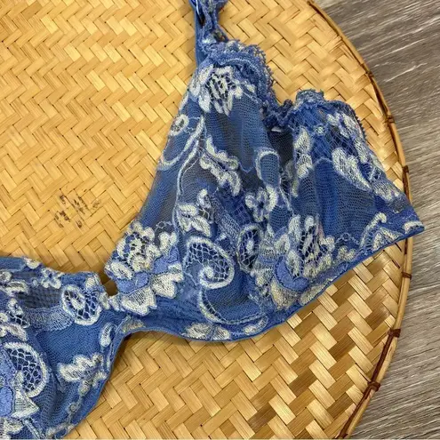 La Perla  Blue laced bra 32C