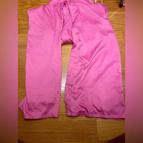 Revolve  Janece Keyhole Pink Jumpsuit. Size M. Worn Once. Missing waist tie.