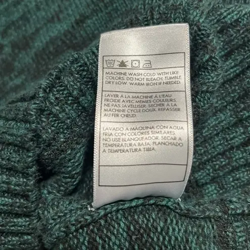 Hurley  cotton sweater size medium 100% cotton v neck heavy sweater ribbed hem