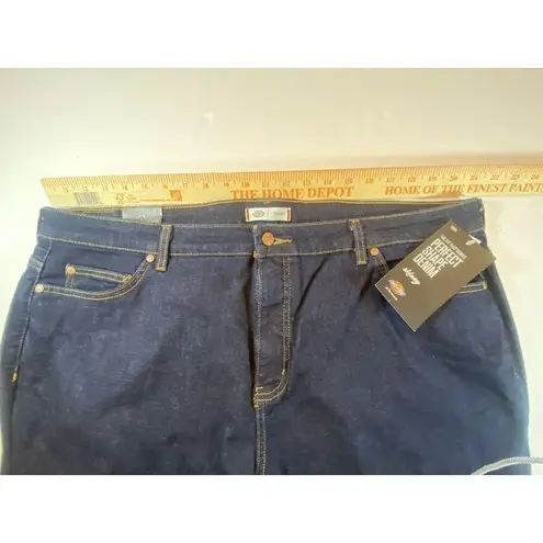 Dickies Woman's Skinny Stretch Blue Jeans Regular Fit Size 20 NWT Dark Wash NEW