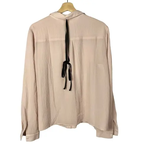 Avec Les Filles Light Pink Ruffle Front Long Sleeve Button Down L