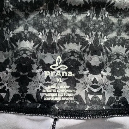 prAna Black Patterned Lifting Shorts XL