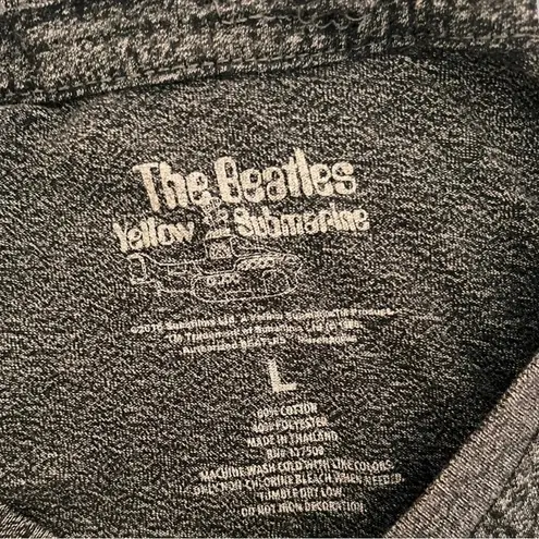 THE BEATLES Women's Gray Yellow Submarine Short Sleeve T Shirt Large | EUC