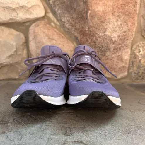 Nike  Women's Cushioned Comfort Air Max Bella TR 5 Workout Shoes
Purple Size 7.5