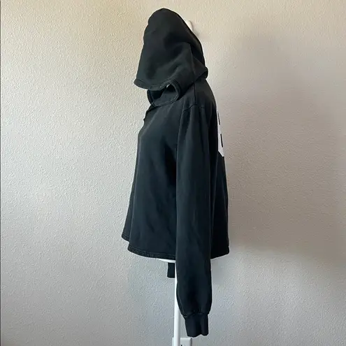 Women's Boxy Cropped Hoodie 84 Graphic Estimated Size Large Gray