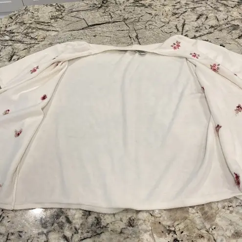 Yarnworks Vintage Floral and White Short Sleeve Button up‎ Top- Size Large thumbnail 5