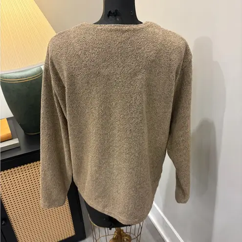 Equestrian Wolf Head Detail’s 90’s School Teacher Tan Knit Cardigan Size Medium