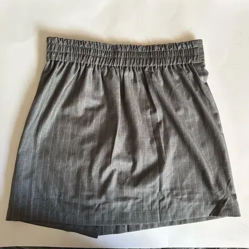 Prómesa PROMESA Pinstripe A-Line Mini Skirt Boutique Women’s size Small Gray NWT $48 Y2K