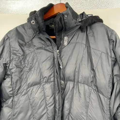 Mountain Hardwear Mountain Hardware black puffer front zip jacket w/ pockets warm women size small