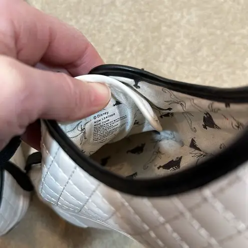 Disney  Nightmare Before Christmas Zero Quilted Lace Up Women Sneakers Size 9