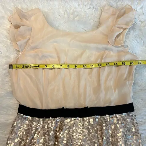 Forever 21  Gold Sequin Dress Size Large Light Beige Cream Color Feminine Flirty