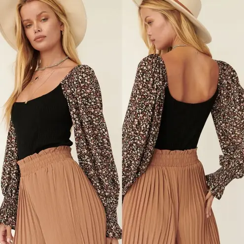 Vestique Nwt ribbed knit floral balloon sleeve bodysuit‎