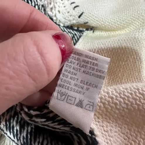 Curio New York Cream Black Geometric Lace Boho Fringe Knit Poncho Wrap M/L Size undefined