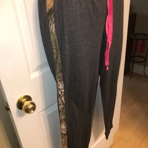 Realtree Sz L Heather Gray Pink Camo Stripe Pajama Pants NEW NWT
