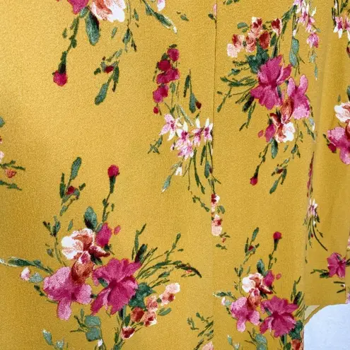 Ces Femme Short Flutter Sleeve Round Neck Floral Blouse Lightweight Small Yellow