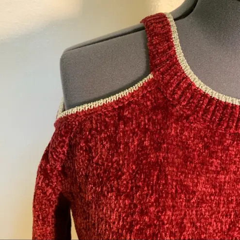 Zenobia Cold Shoulder Chenille Sweater Burgundy