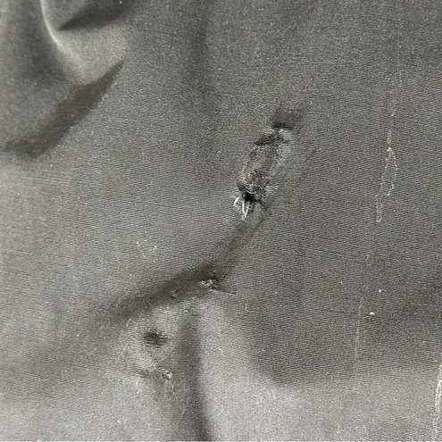 Armani Collezioni Women’s Size 2 Black Insulated 3/4 Belted Trench Coat Jacket