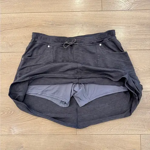 Kuhn Casual Black Cargo Skort Pockets and Built in Shorts Hiking Athletic Golf L Size L