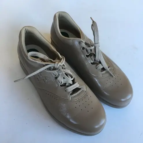 NEW SAS Freetime Comfort Leather Walking Shoes Tan Size 8.5